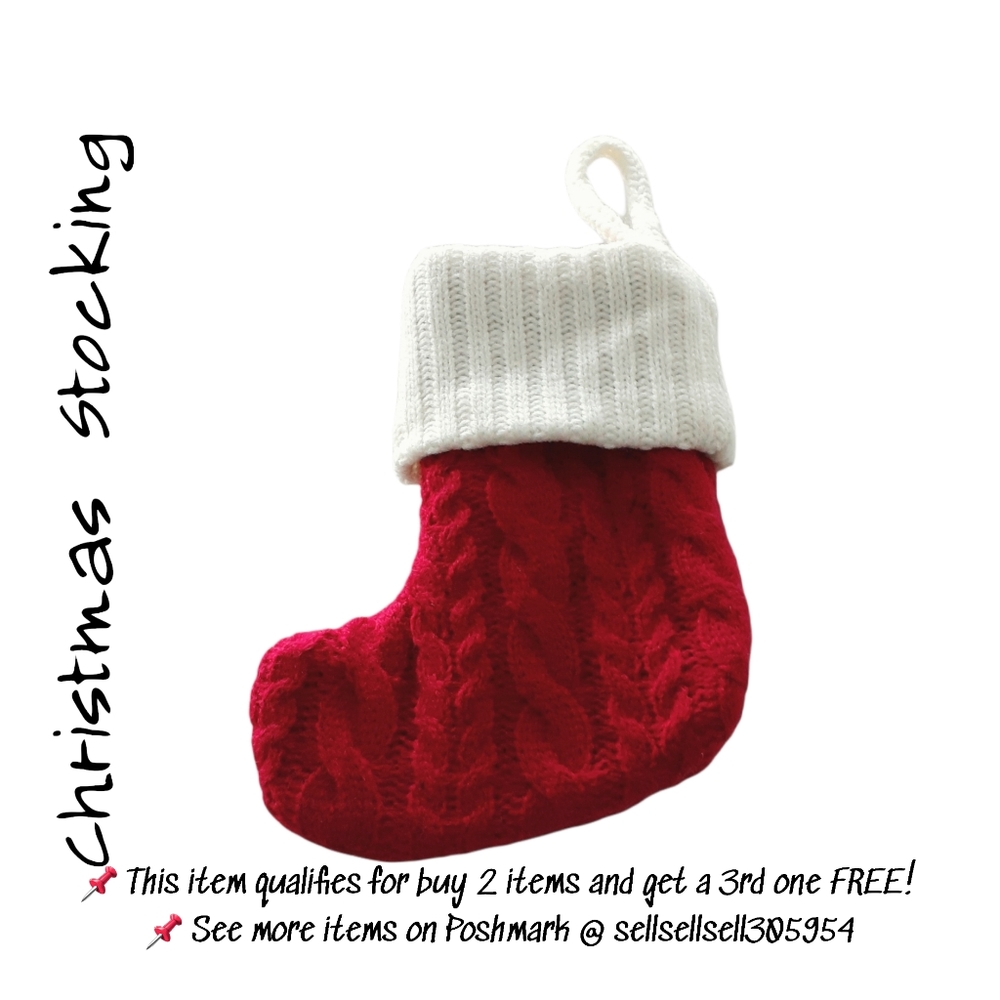 📌 *Small Christmas Stocking - Like New